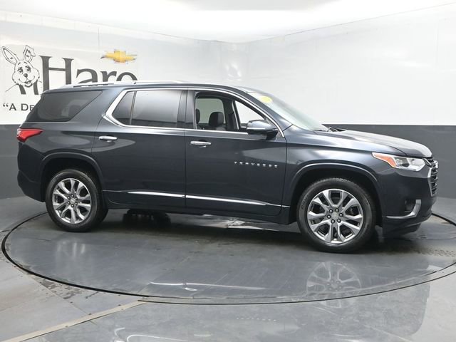 Used 2021 Chevrolet Traverse Premier w/ LPO, Floor Liner Package AWD/4WD image 1