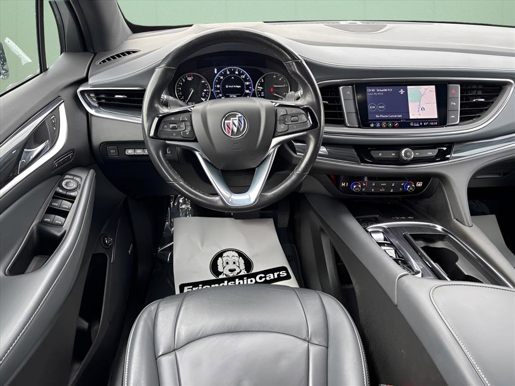 Used 2024 Buick Enclave Premium image 3