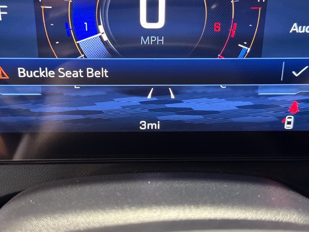 New 2027 Chevrolet Traverse LT w/ Driver Confidence Package FWD image 7