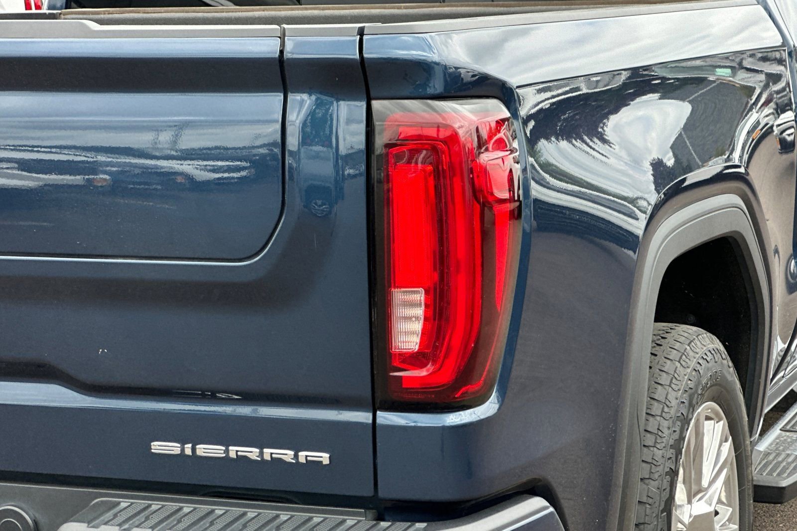 Used 2020 GMC Sierra 1500 Denali w/ Technology Package AWD/4WD image 25