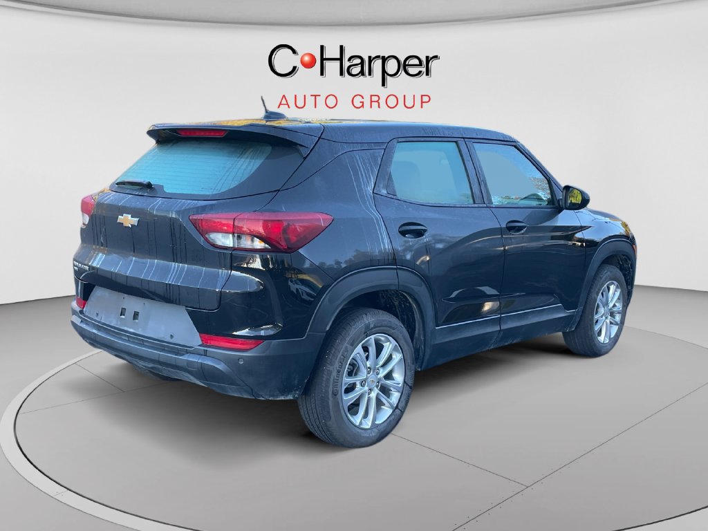 Used 2026 Chevrolet TrailBlazer LS w/ LS Confidence Package AWD/4WD image 3