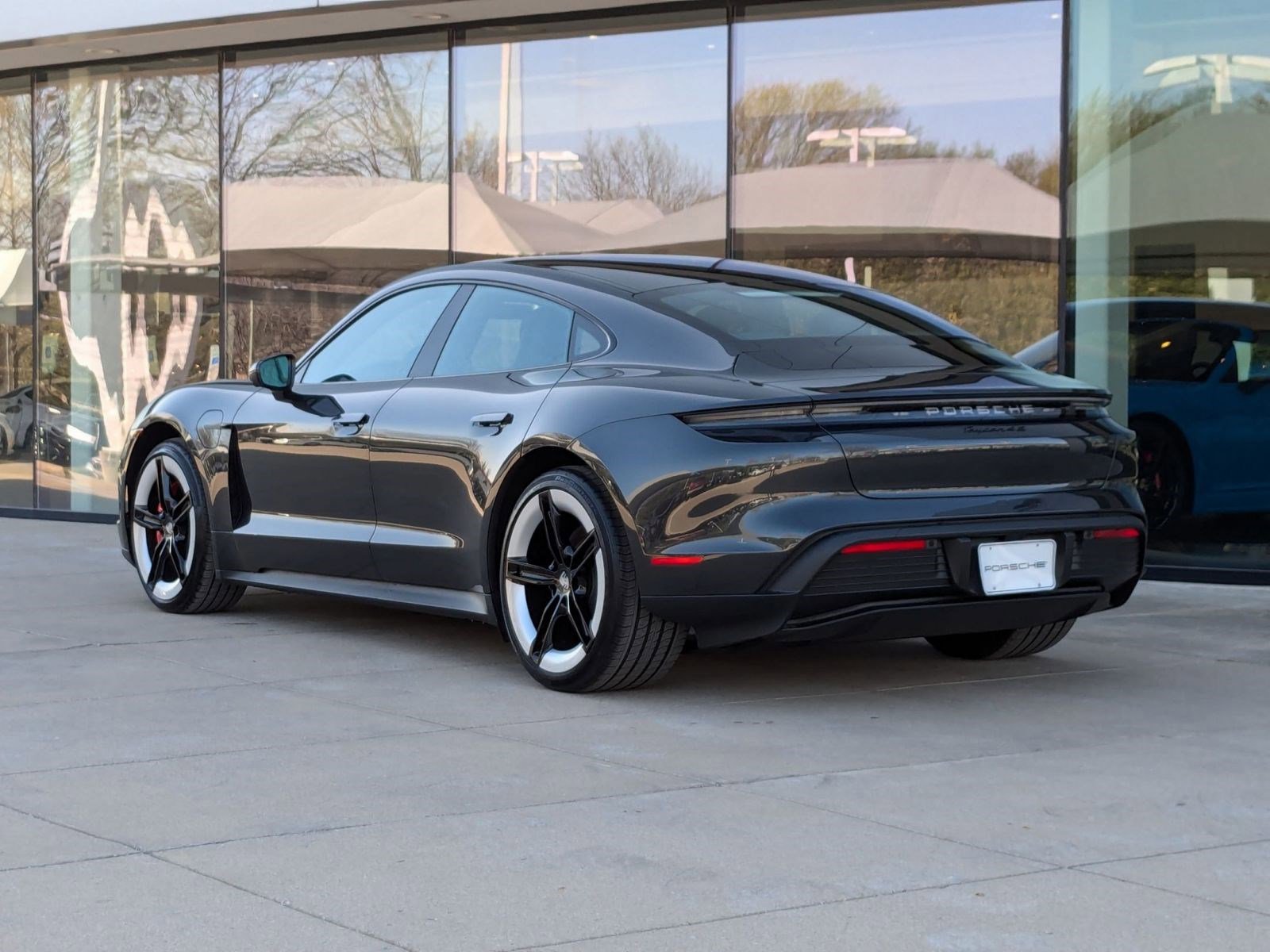 New 2025 Porsche Taycan 4S AWD/4WD image 3