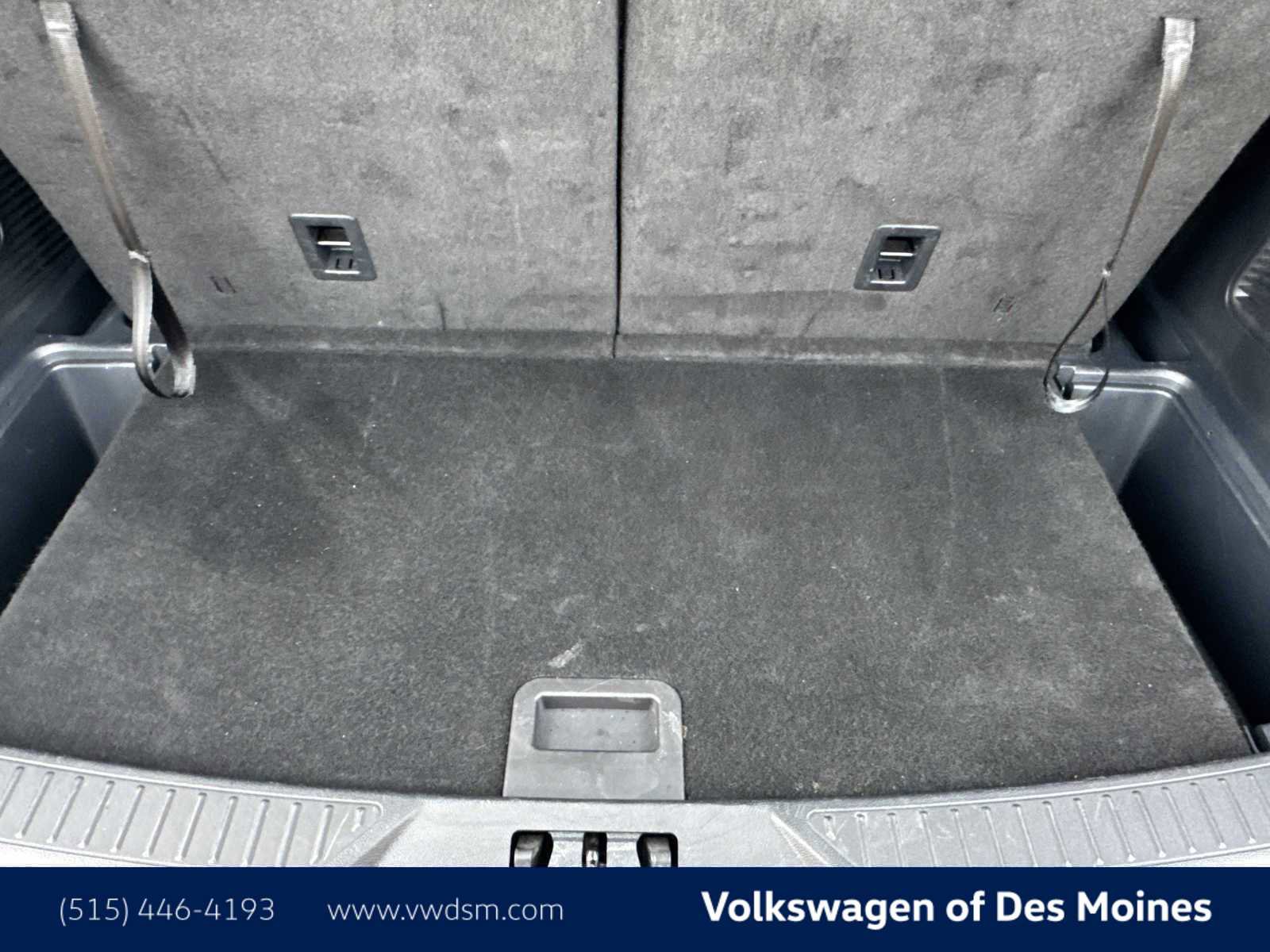 Used 2025 Ford Explorer ST-Line w/ ST-Line Street Pack image 19