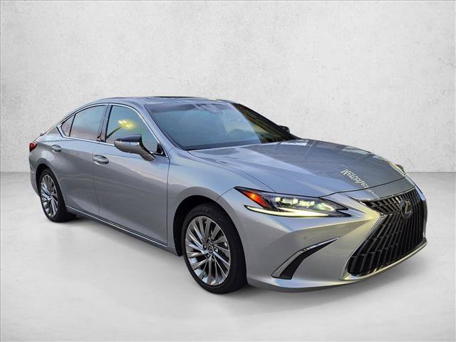 Used 2023 Lexus ES 300h Ultra Luxury w/ Accessory Package (Z1) FWD image 3