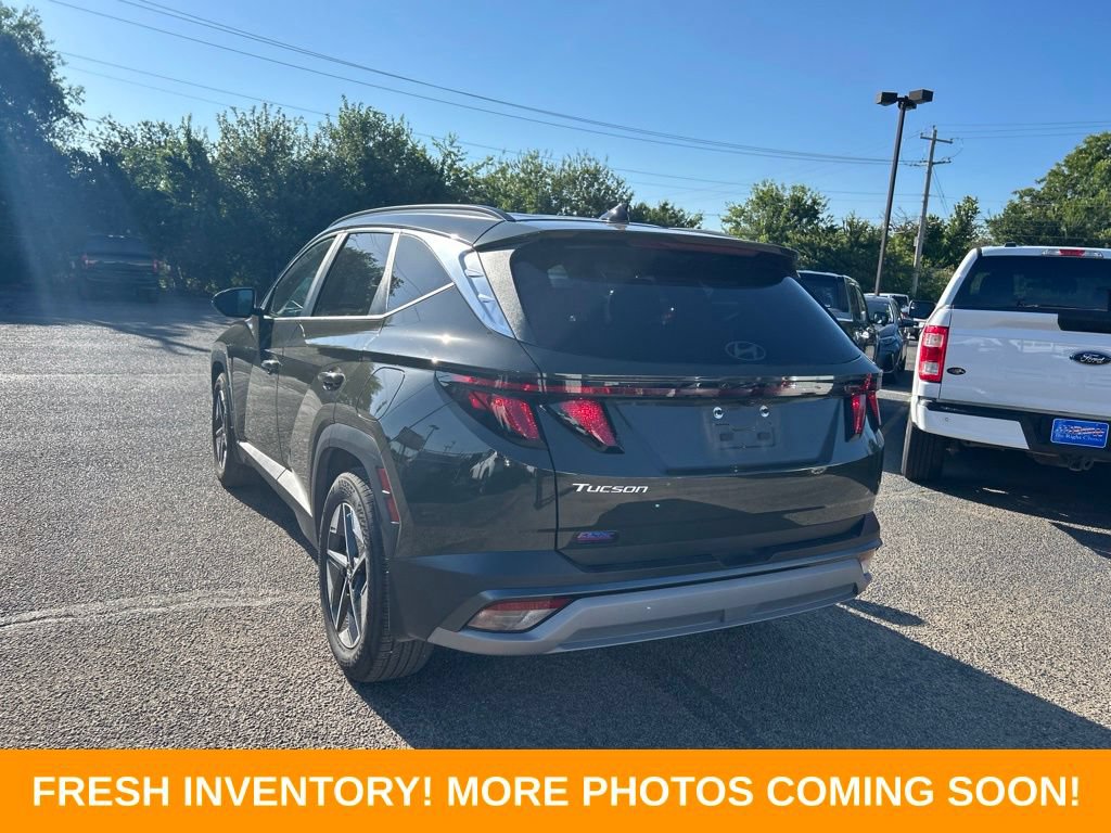 Used 2025 Hyundai Tucson SEL FWD image 4