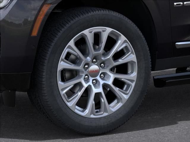 New 2026 GMC Yukon XL Denali w/ Sun & Power Step Package AWD/4WD image 9