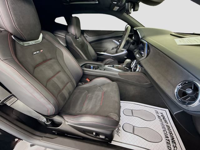 Used 2022 Chevrolet Camaro ZL1 image 27