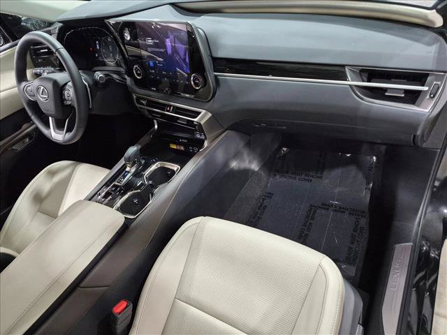 Used 2024 Lexus RX 350 FWD w/ Technology Package image 22