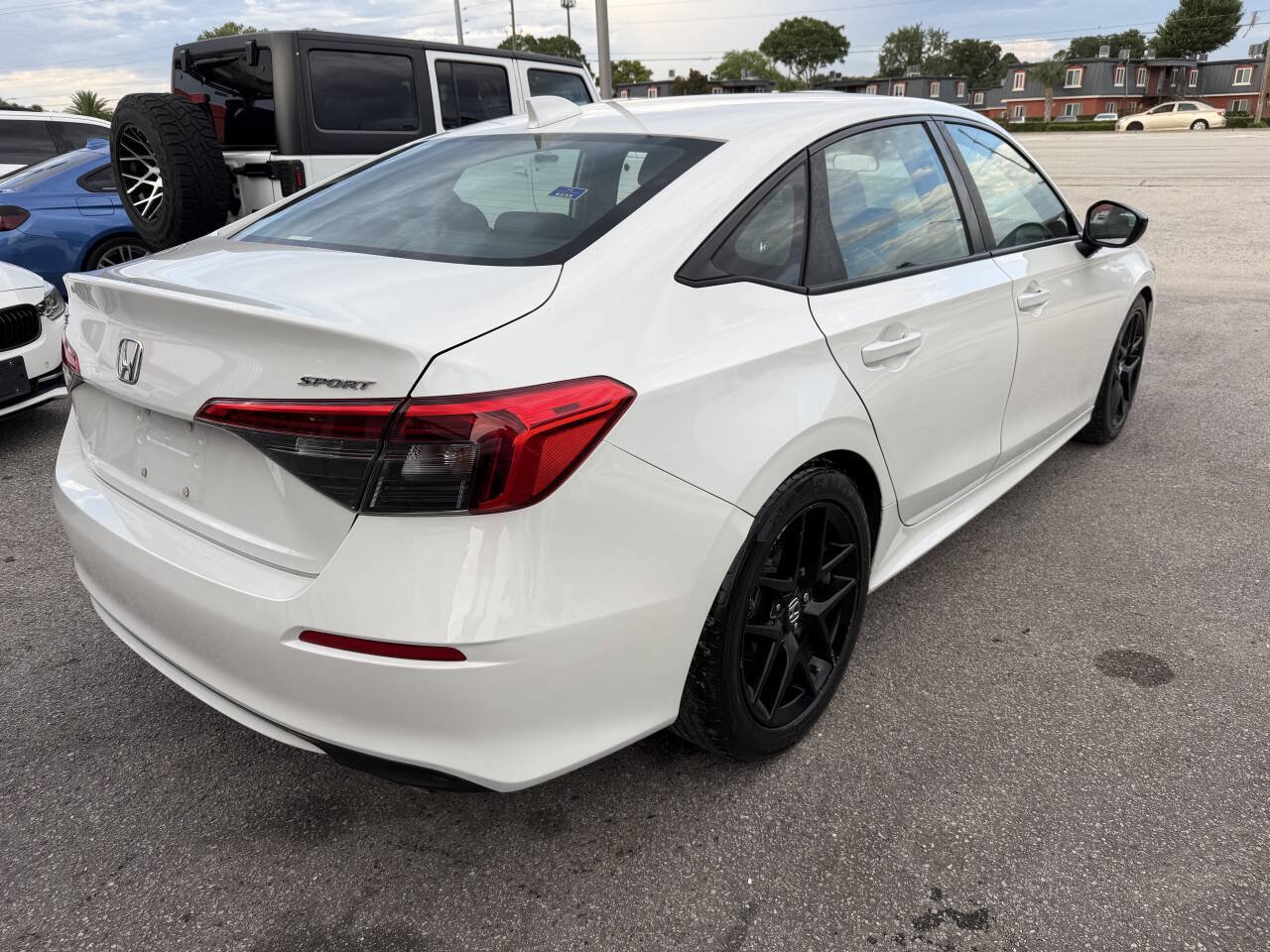 Used 2023 Honda Civic Sport image 5