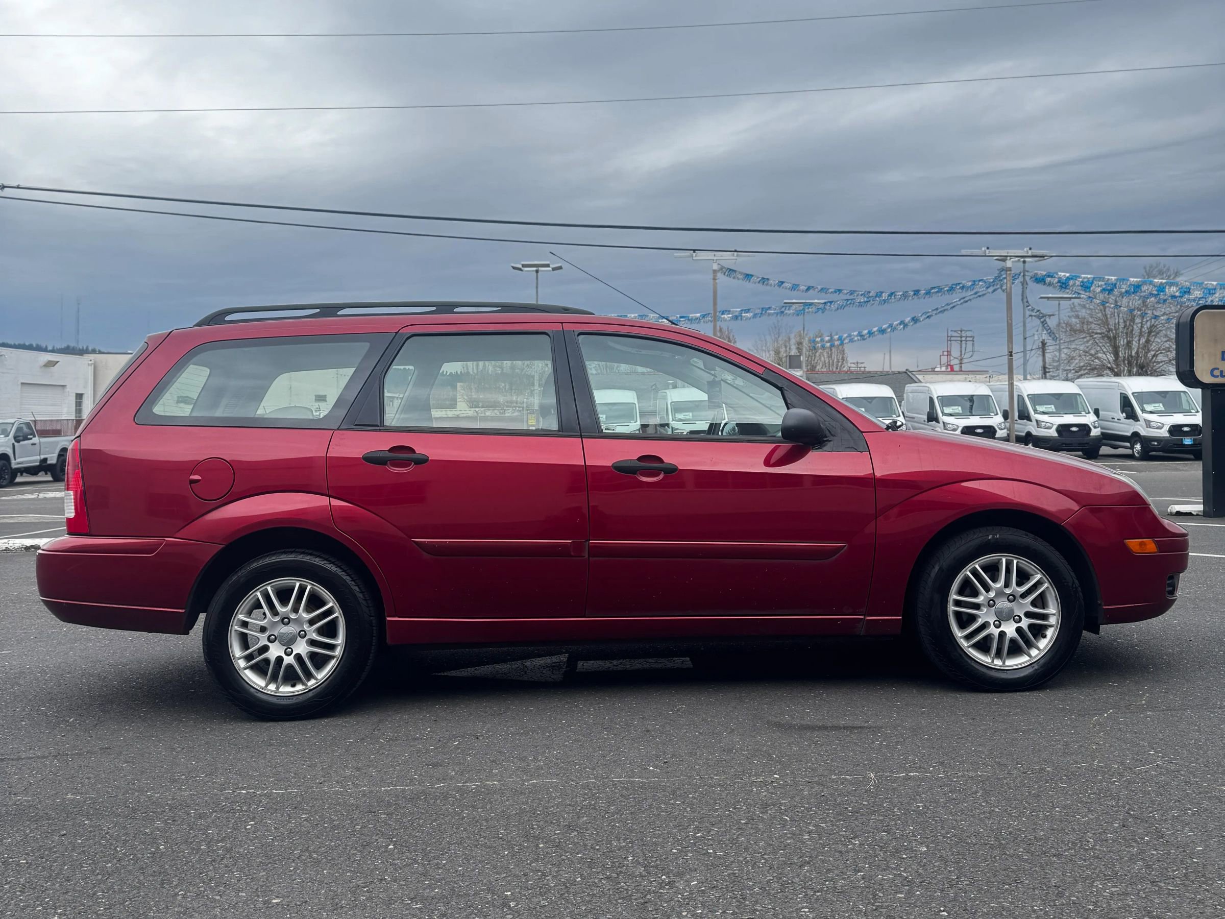 Used 2005 Ford Focus SE image 3
