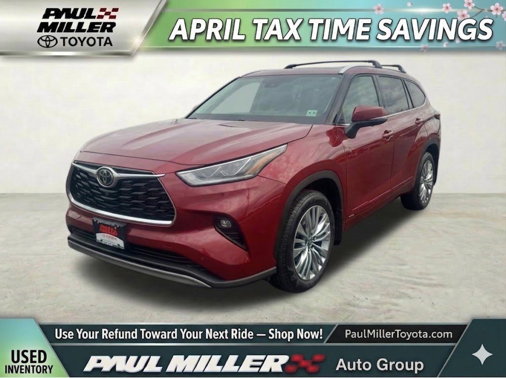 Certified 2025 Toyota Highlander Platinum image 1