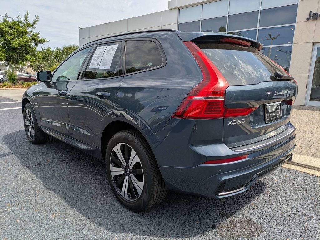 Certified 2024 Volvo XC60 T8 Plus w/ Protection Package Premier AWD/4WD image 4