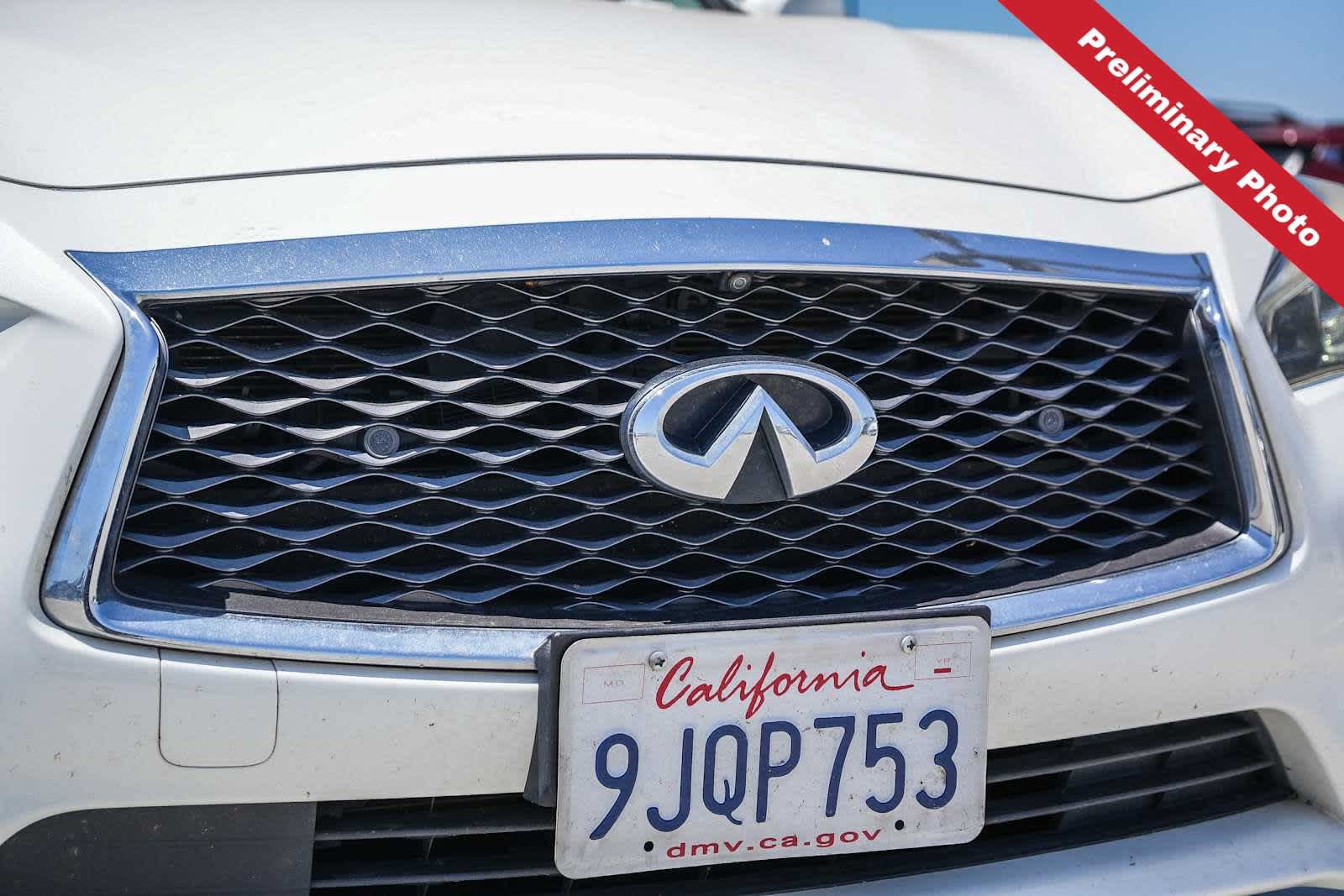 Used 2020 INFINITI Q50 Luxe w/ Essential Package (3.0T Luxe) RWD image 5