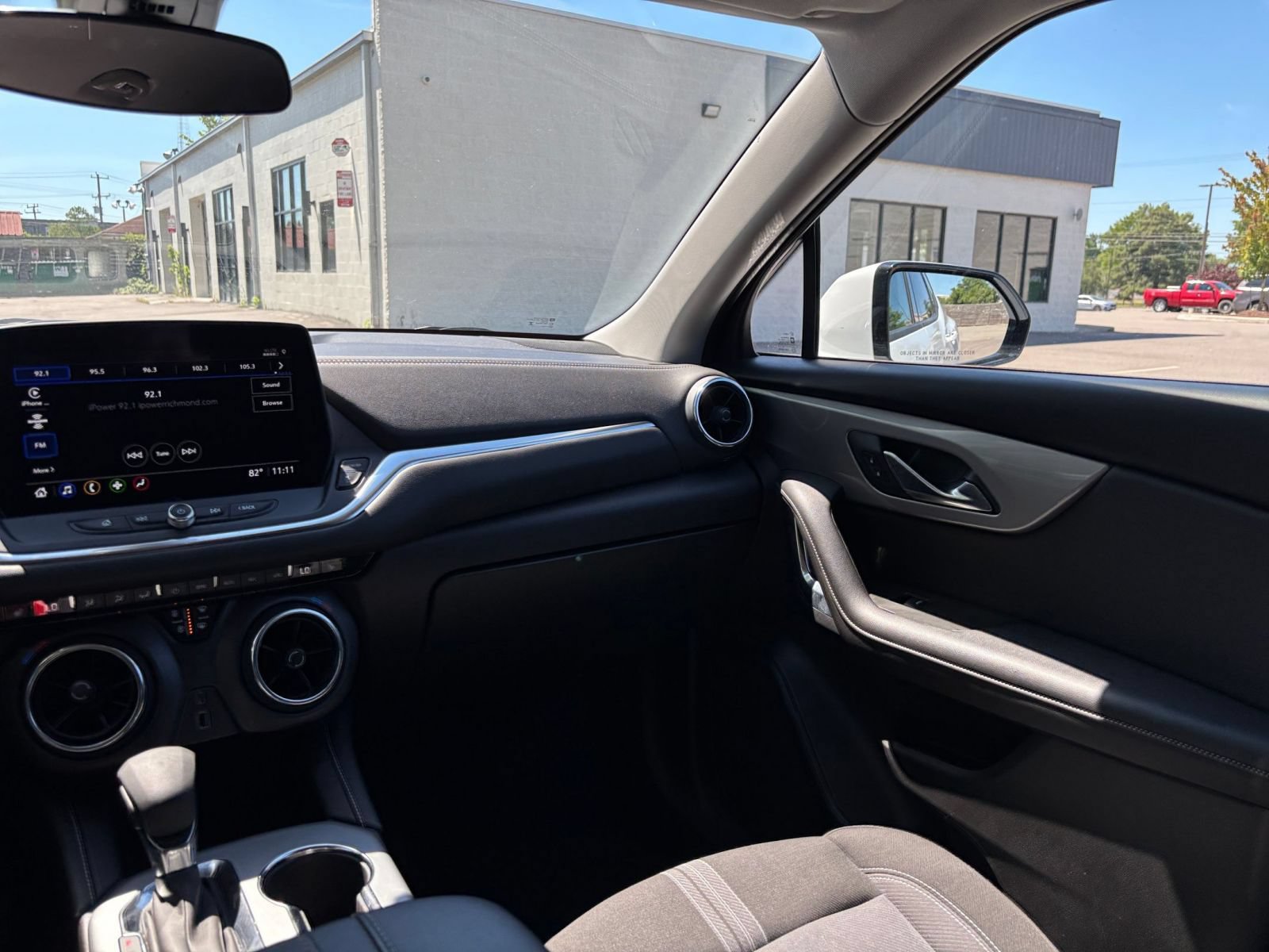 Used 2025 Chevrolet Blazer LT FWD image 37