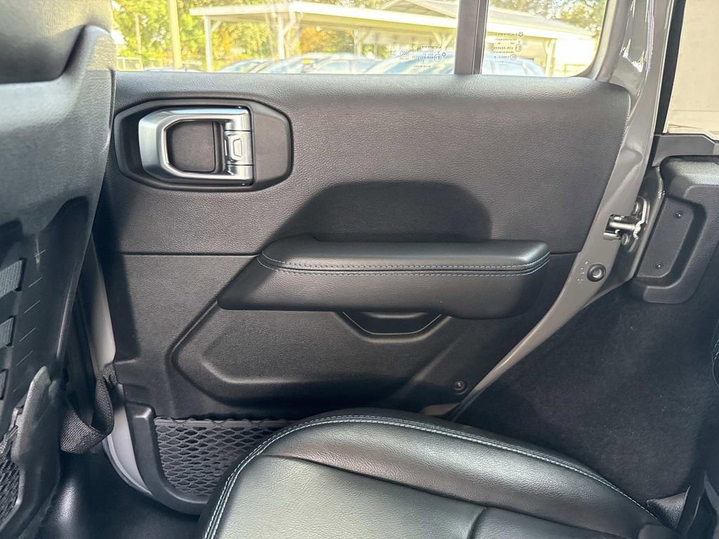Used 2021 Jeep Wrangler Unlimited Rubicon 4xe image 18