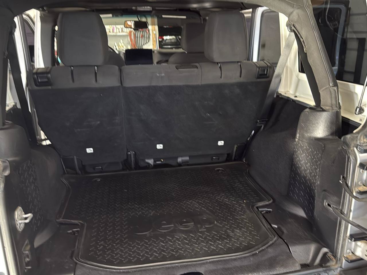 Used 2016 Jeep Wrangler Unlimited Sport w/ Quick Order Package 24S AWD/4WD image 37