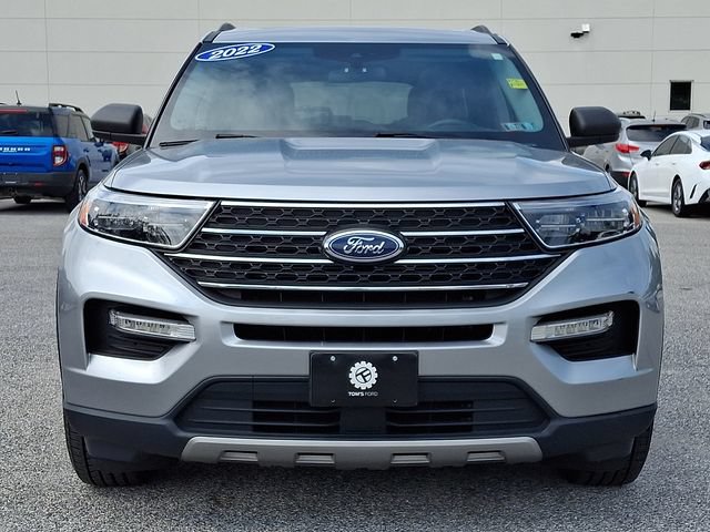 Used 2022 Ford Explorer XLT w/ Equipment Group 202A AWD/4WD image 5