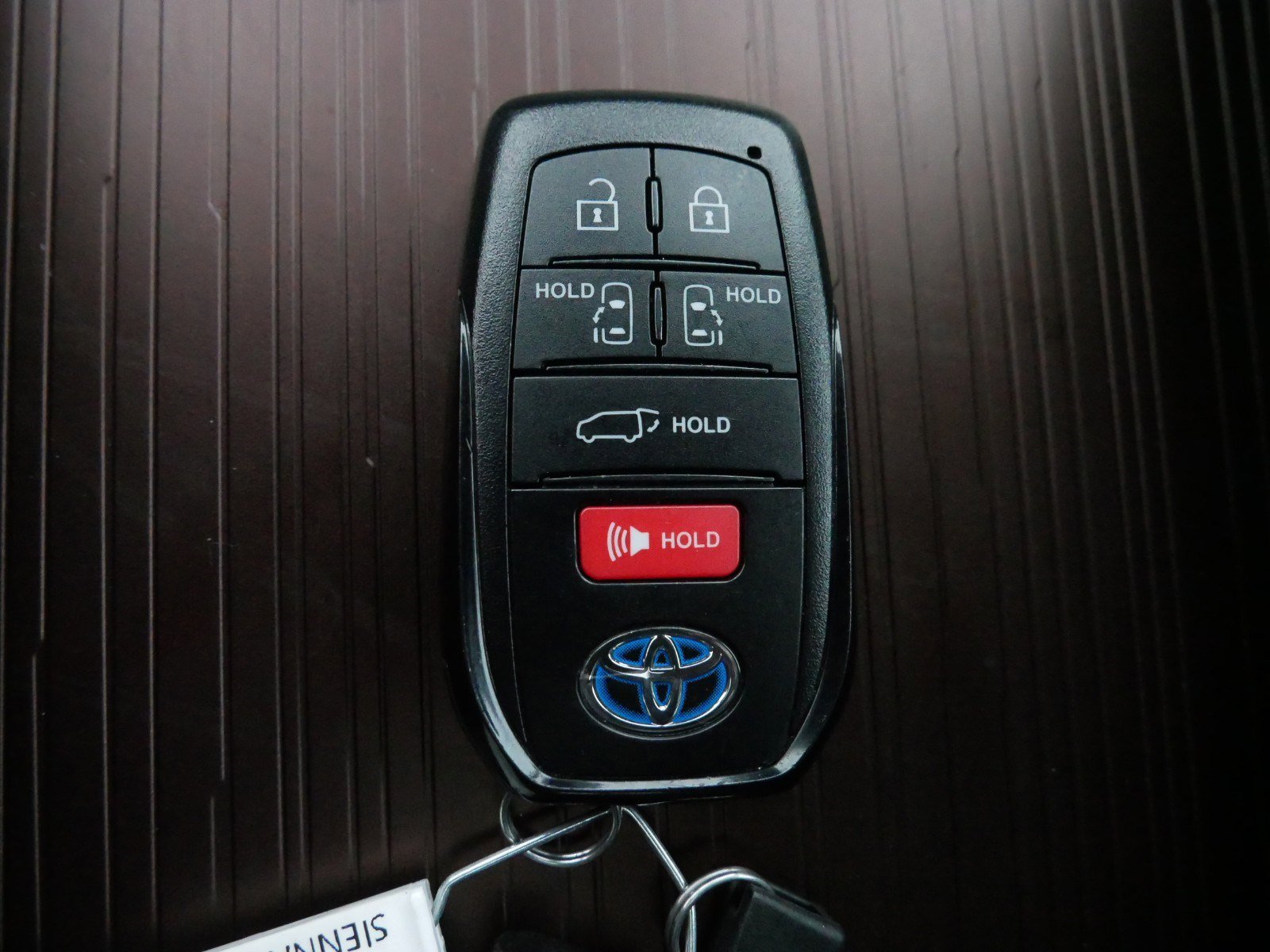 New 2024 Toyota Sienna XLE image 33