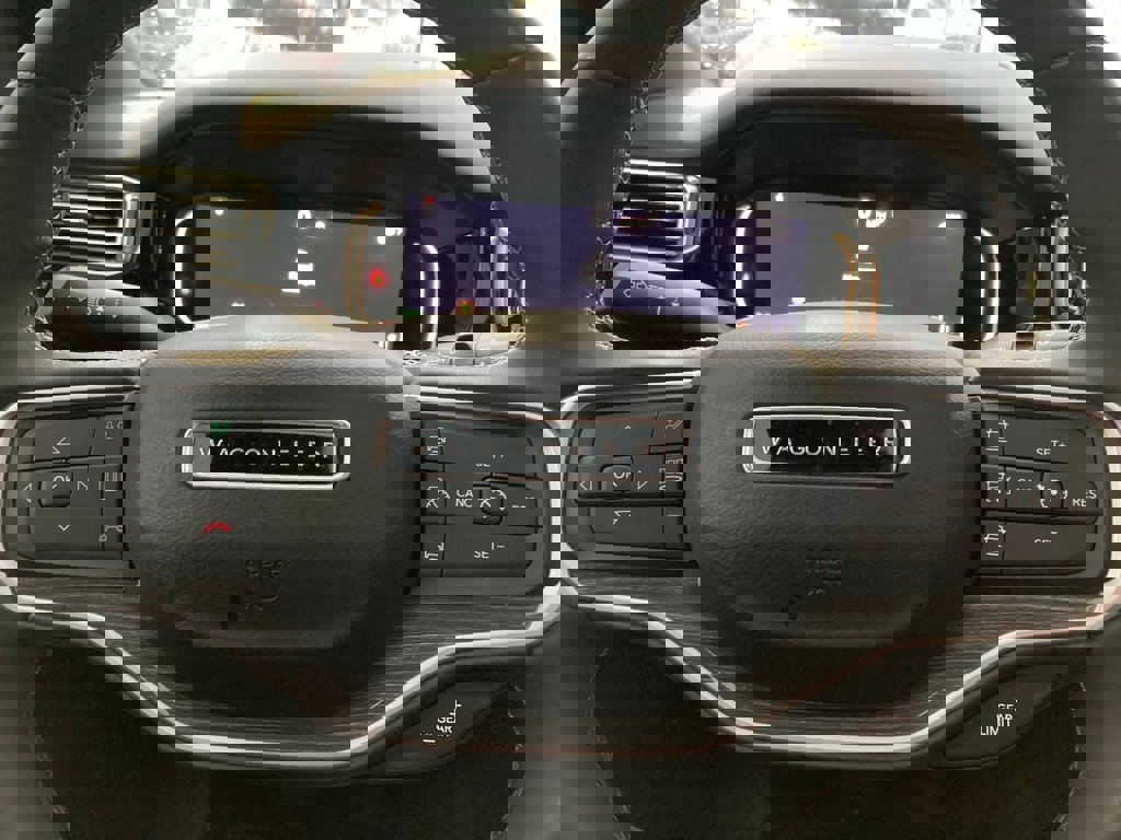 Used 2022 Jeep Wagoneer Series III w/ Premium Group I image 20