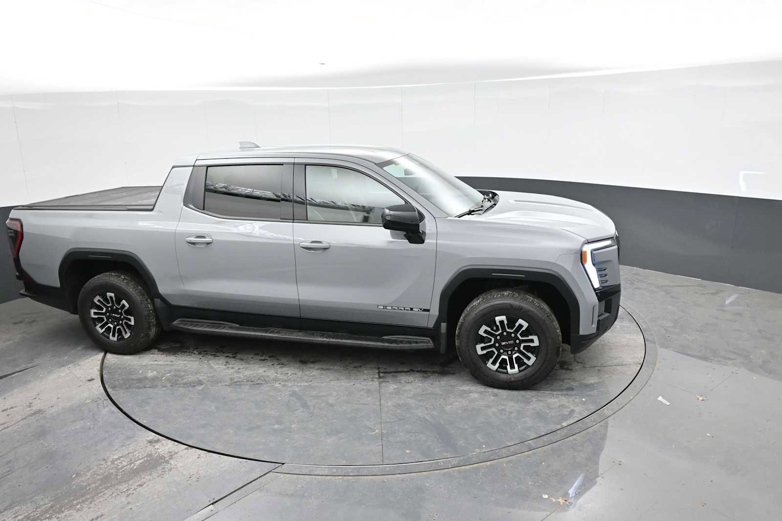New 2026 GMC Sierra EV Elevation image 31