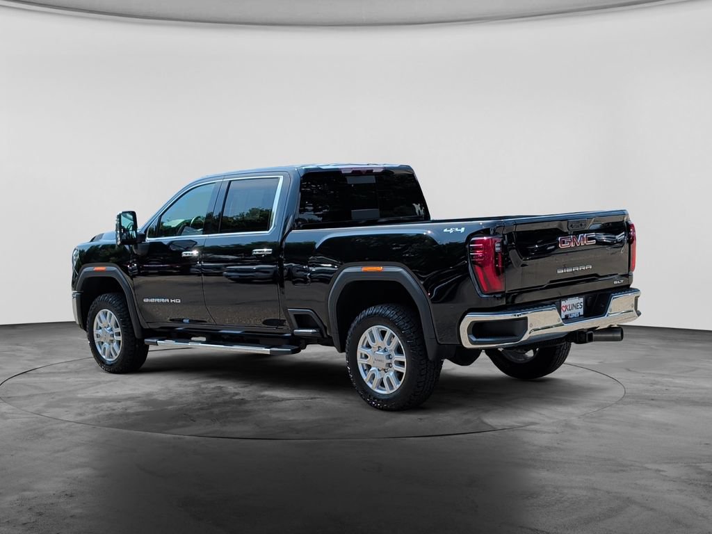 Used 2024 GMC Sierra 2500 SLT w/ SLT Premium Package AWD/4WD image 5