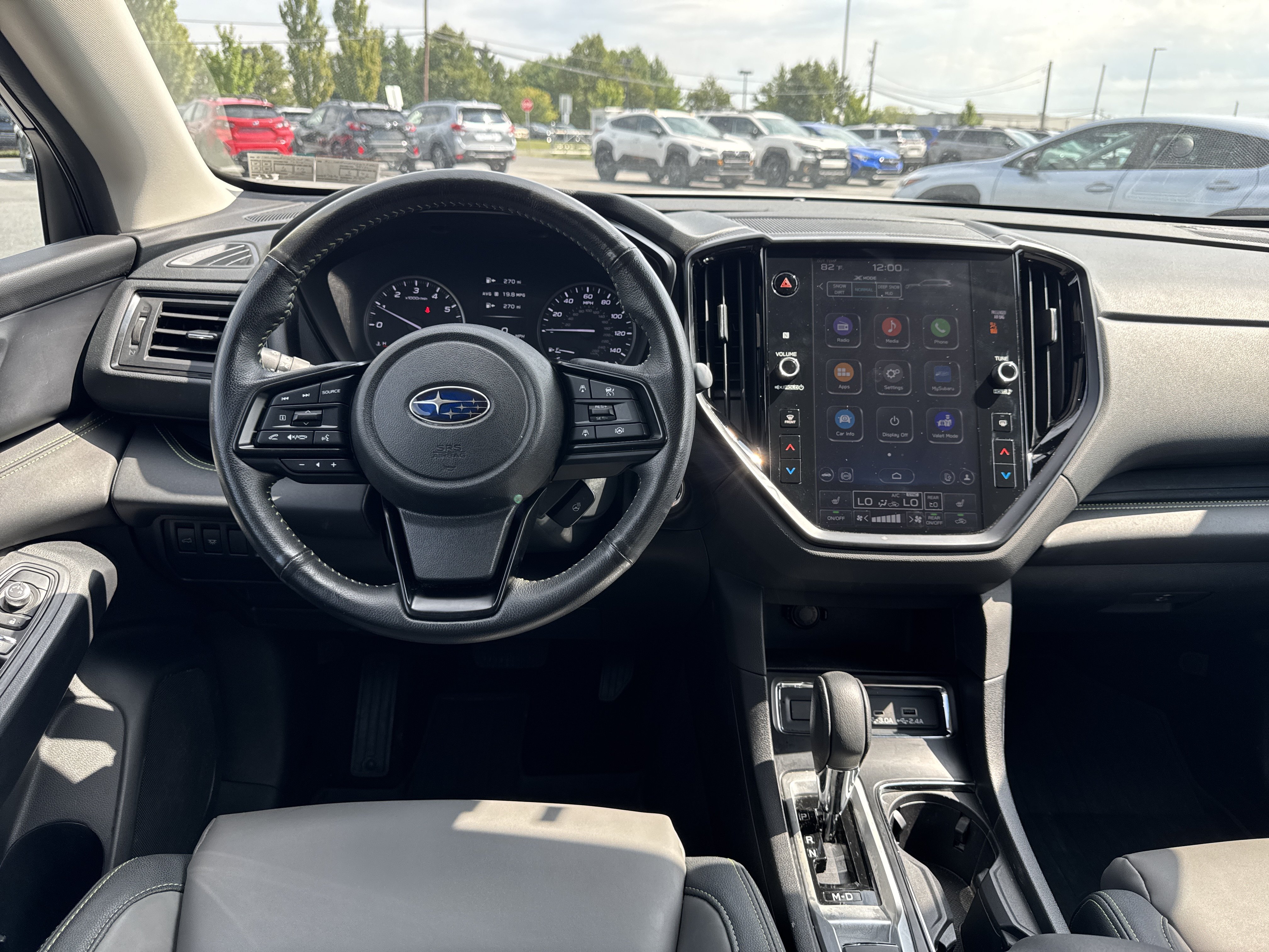 Used 2023 Subaru Ascent Onyx Edition w/ Popular Package - Onyx AWD/4WD image 2