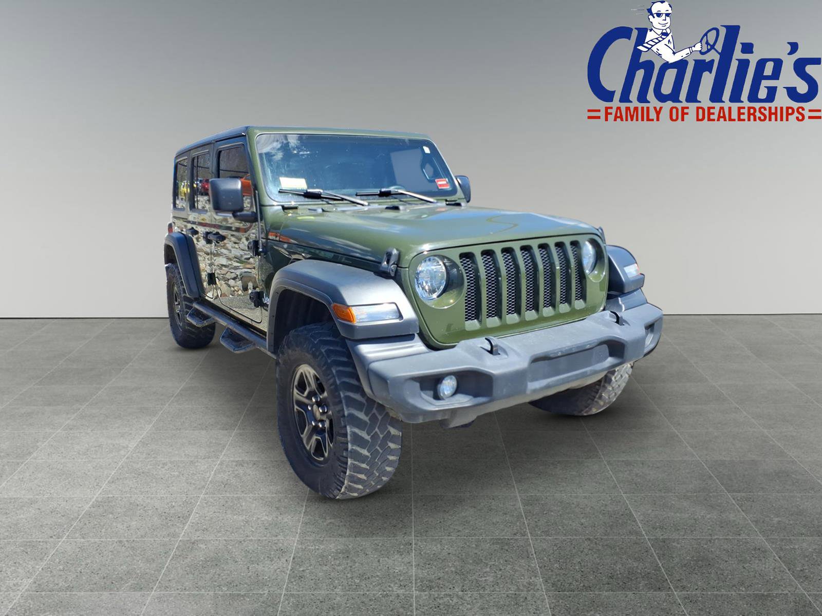 Used 2020 Jeep Wrangler Unlimited Sport AWD/4WD image 3