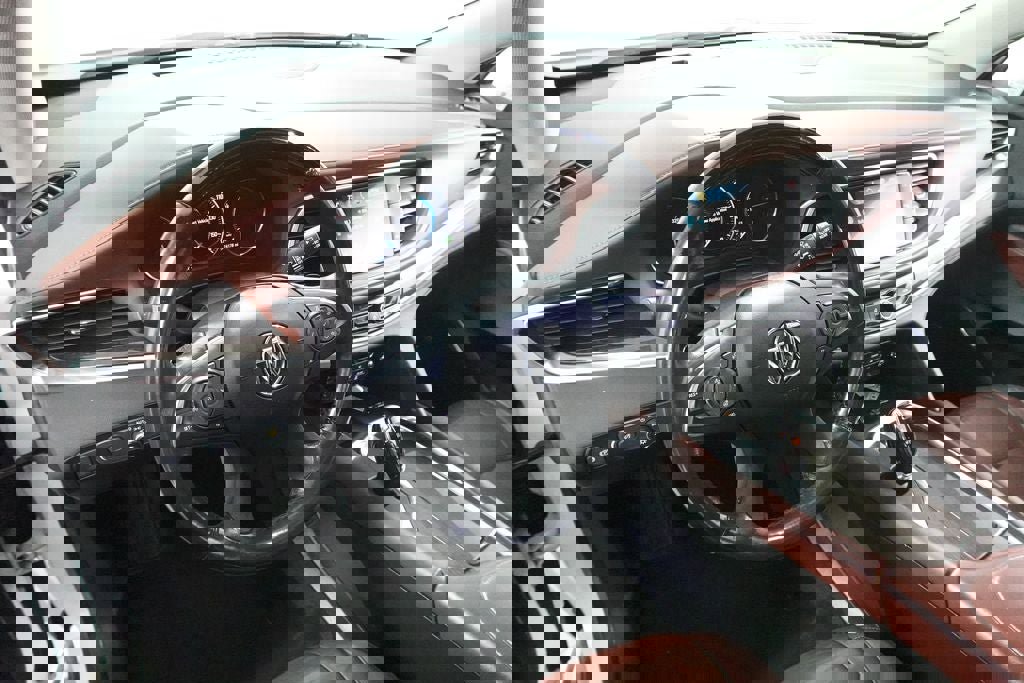 Used 2018 Buick Enclave Avenir w/ Avenir Technology Package image 28