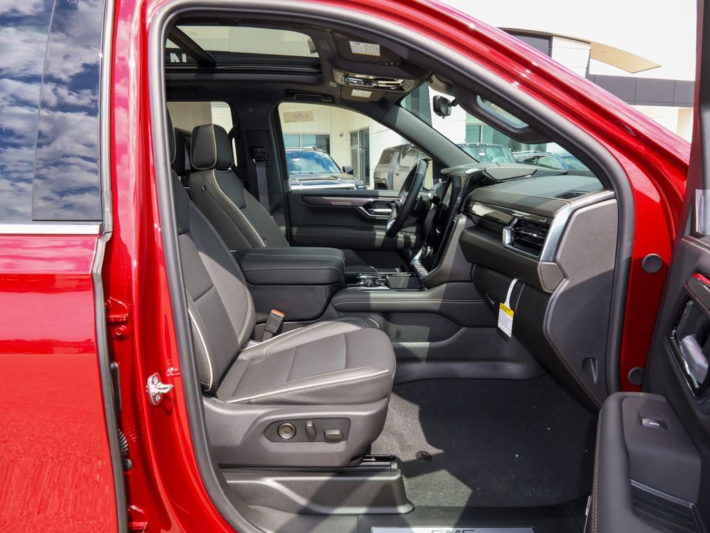 New 2026 GMC Yukon Elevation w/ Elevation Premium Package AWD/4WD image 15