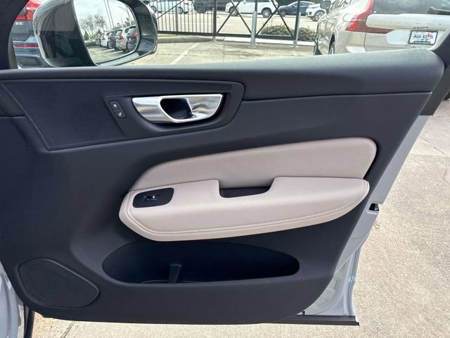 New 2026 Volvo XC60 B5 Plus w/ Climate Package image 17