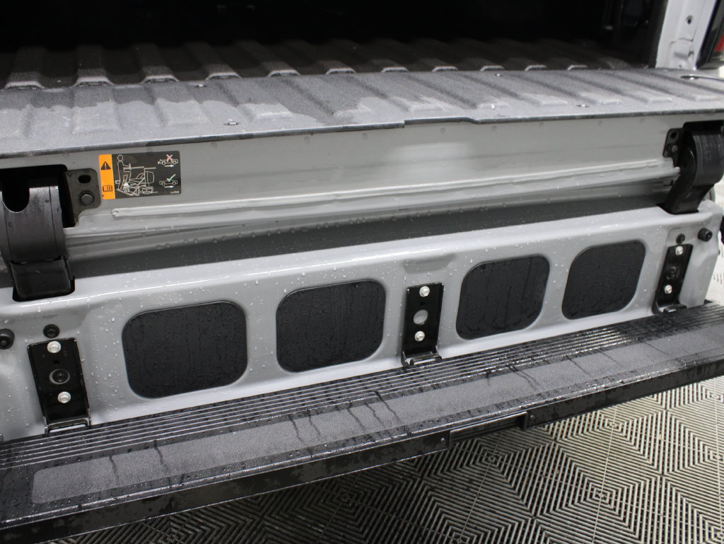Used 2025 GMC Sierra 2500 AT4 AWD/4WD image 52