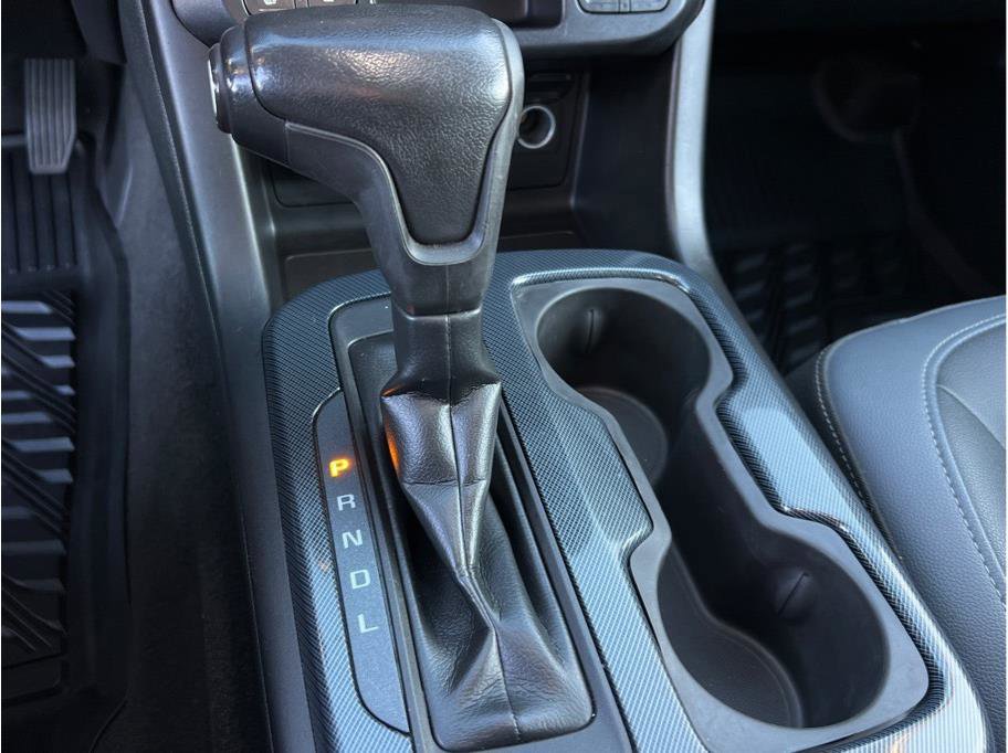Used 2020 Chevrolet Colorado Z71 AWD/4WD image 17