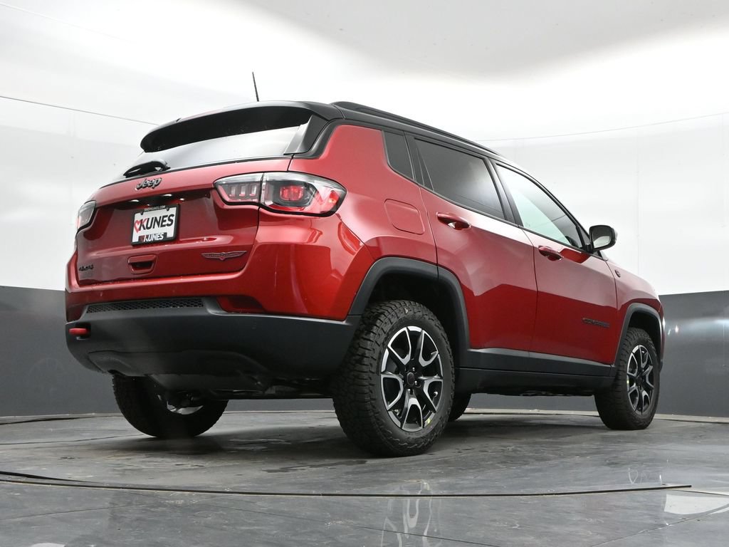 New 2026 Jeep Compass Trailhawk AWD/4WD image 41