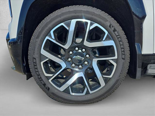 New 2024 Chevrolet Silverado EV RST image 10