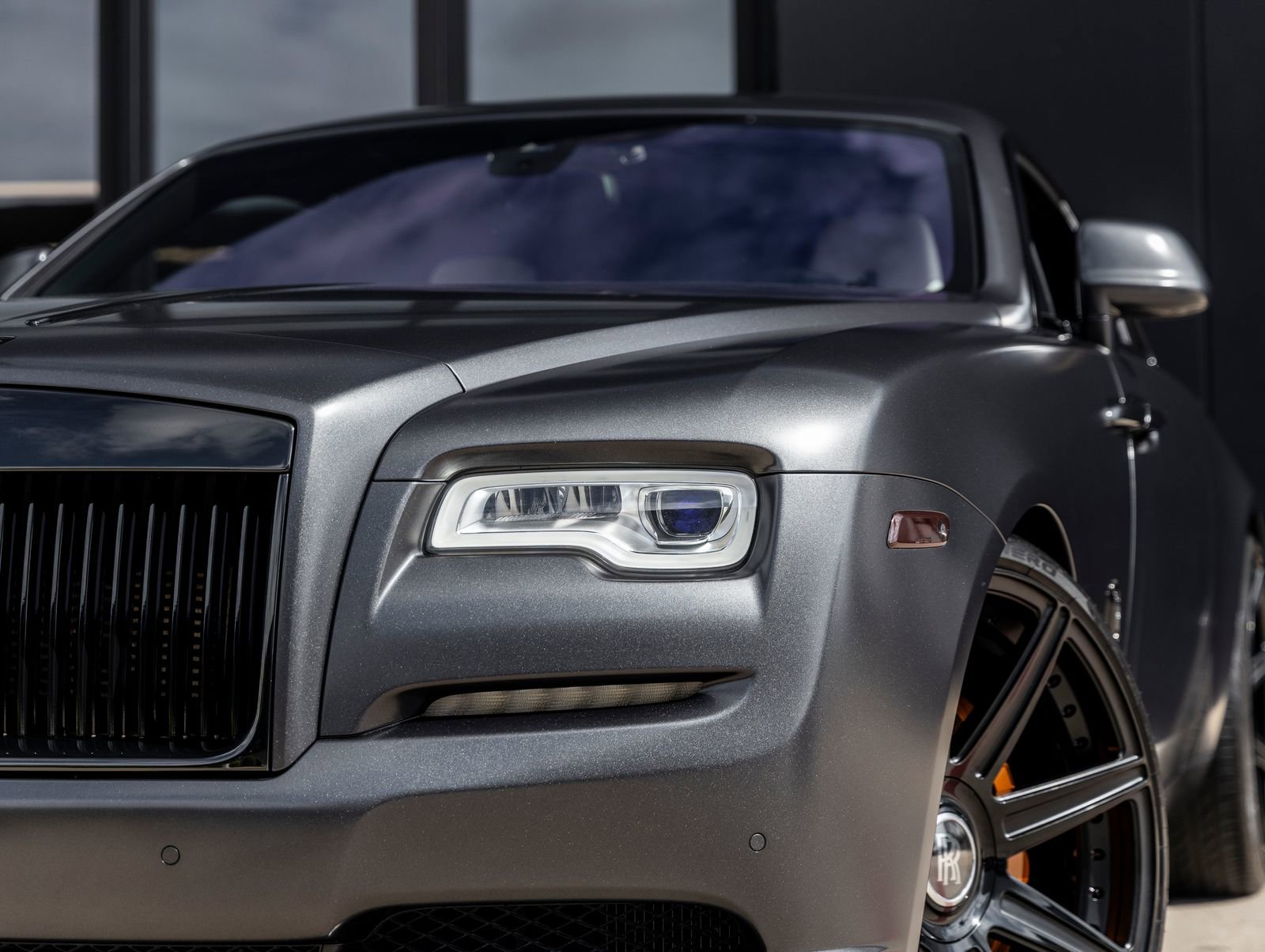 Used 2018 Rolls-Royce Wraith image 18