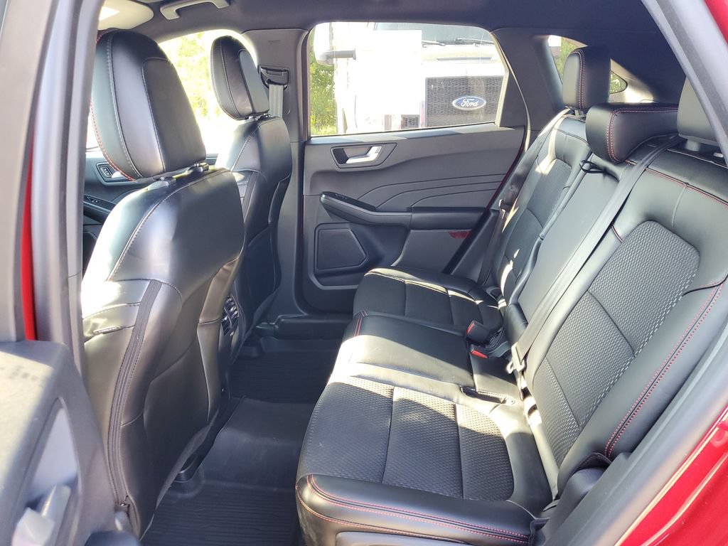 Certified 2024 Ford Escape ST-Line w/ Tech Pack #1 AWD/4WD image 16