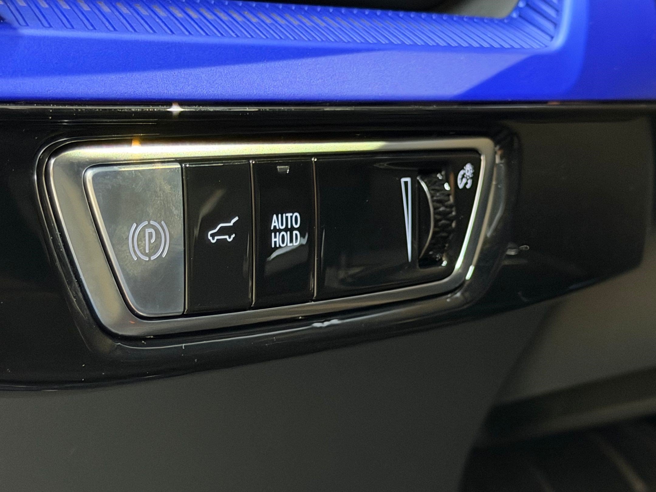 New 2026 Cadillac Optiq V AWD/4WD image 18