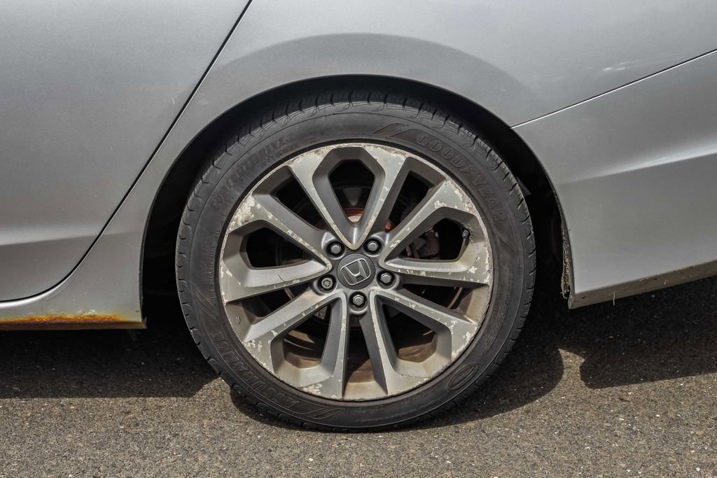 Used 2015 Honda Accord Sport image 10