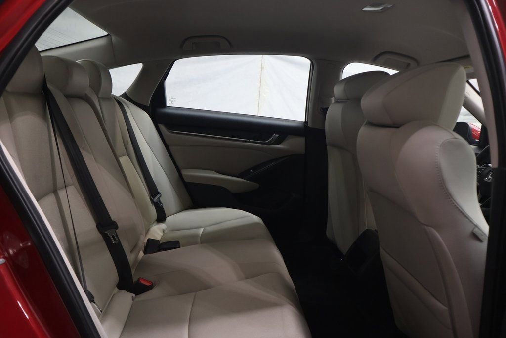Used 2018 Honda Accord LX image 13