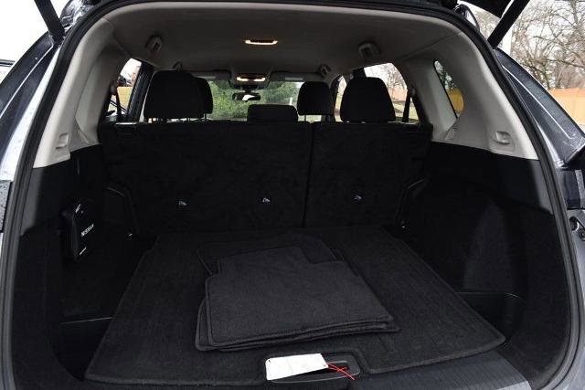 Certified 2025 Nissan Rogue SV image 24