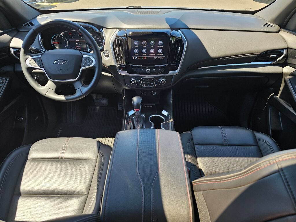 Used 2023 Chevrolet Traverse RS AWD/4WD image 9