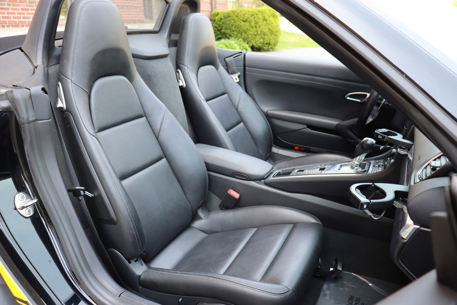 Used 2019 Porsche 718 Boxster RWD image 14