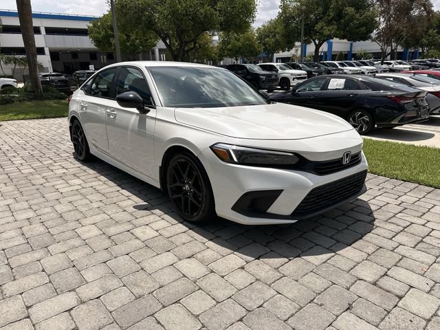 Used 2023 Honda Civic Sport image 16