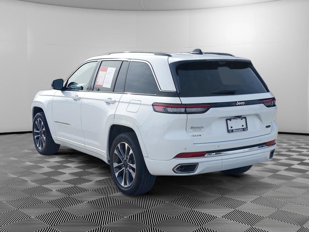 Used 2023 Jeep Grand Cherokee Overland w/ Luxury Tech Group IV image 5