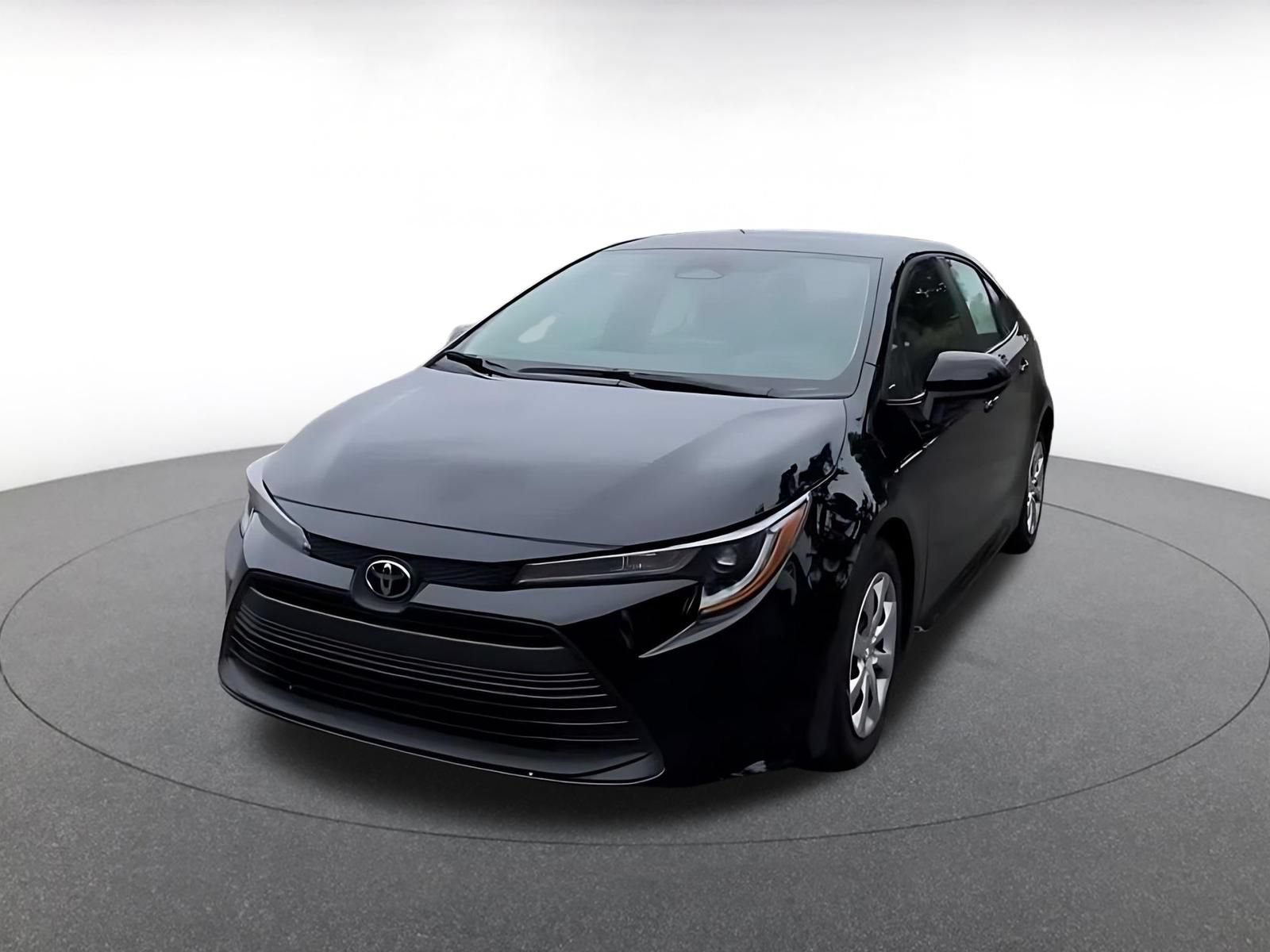 Used 2025 Toyota Corolla LE FWD image 7