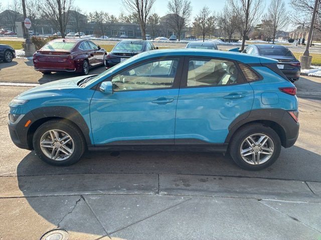 Used 2022 Hyundai Kona SE image 3