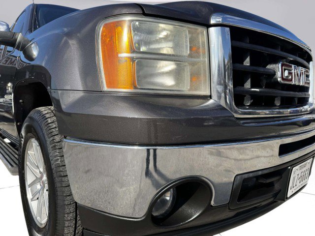 Used 2010 GMC Sierra 1500 SLE w/ Texas Edition image 11