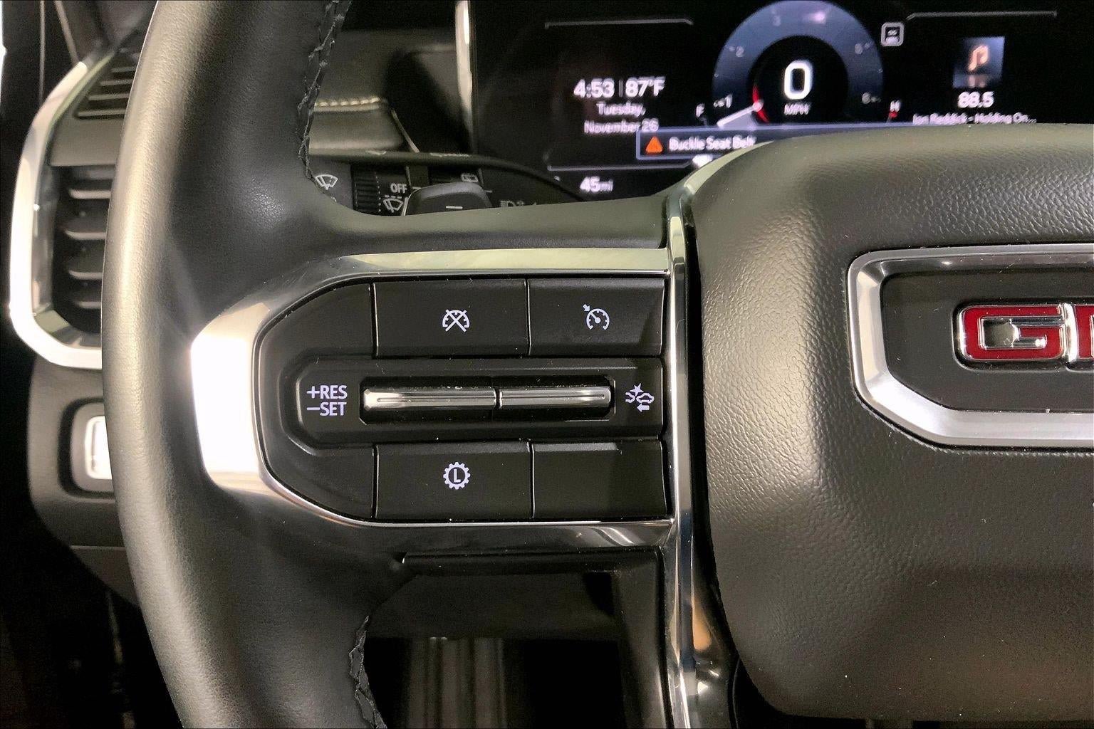 Used 2025 GMC Acadia Elevation FWD image 18