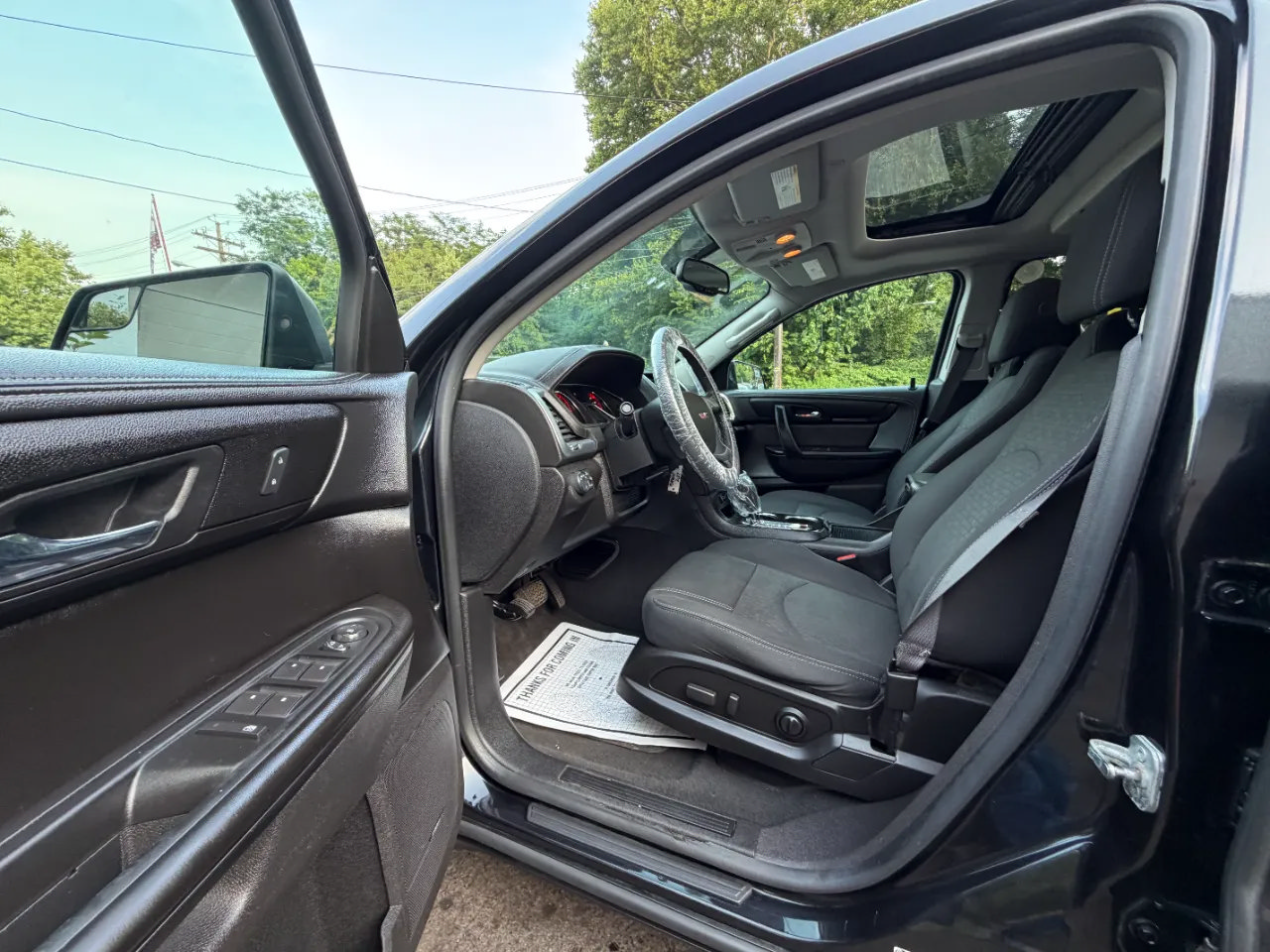 Used 2013 GMC Acadia SLE FWD image 17