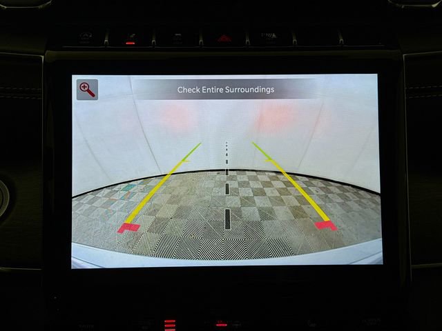 New 2025 Jeep Grand Cherokee Limited w/ Black Appearance Package image 14